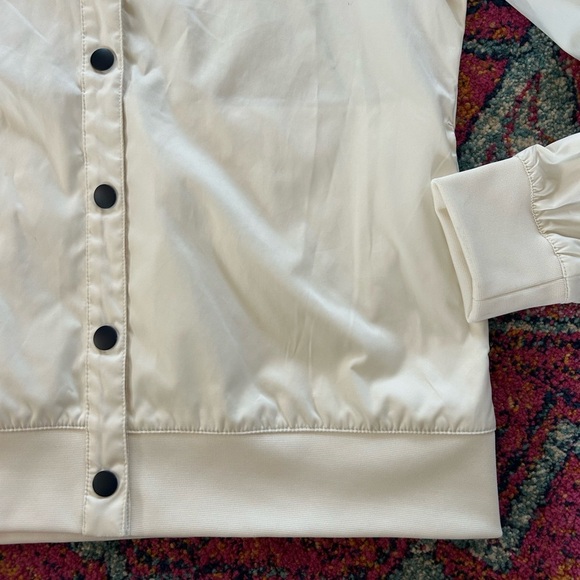Nike | Women's Cream Snap-Front Varsity Style Jacket side pockets black logos S - Picture 4 of 16